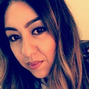 Meet your Posher, Marcela